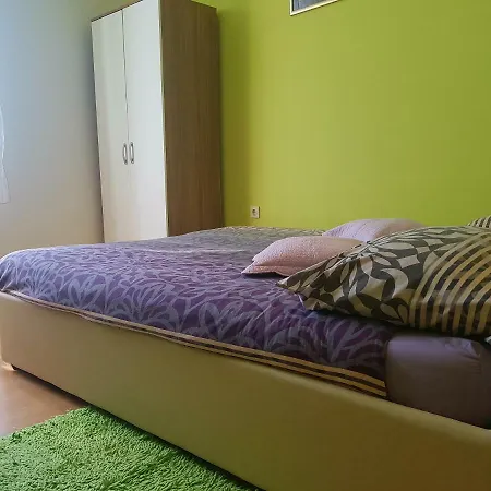 דירה Apartman Laura *