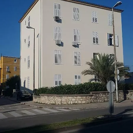 דירה Apartman Laura